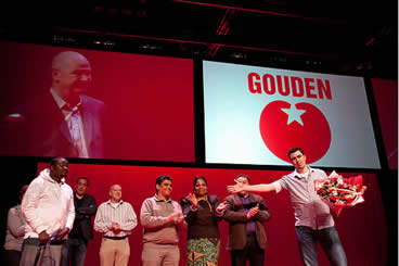 Ron Meyer (right) on stage with the cleaners during the SP congress